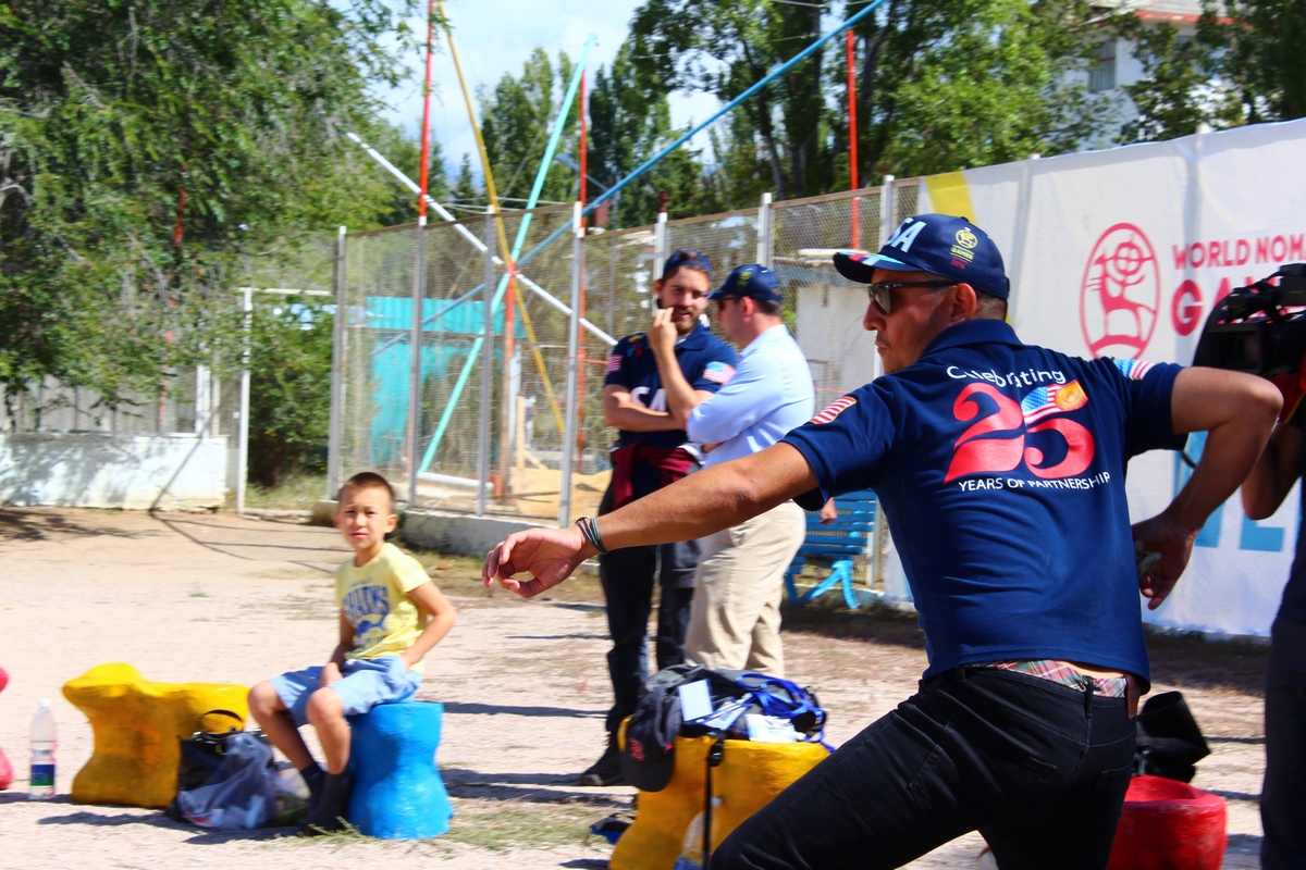 The teams of Kyrgyzstan and USA are Competing in Alchicks