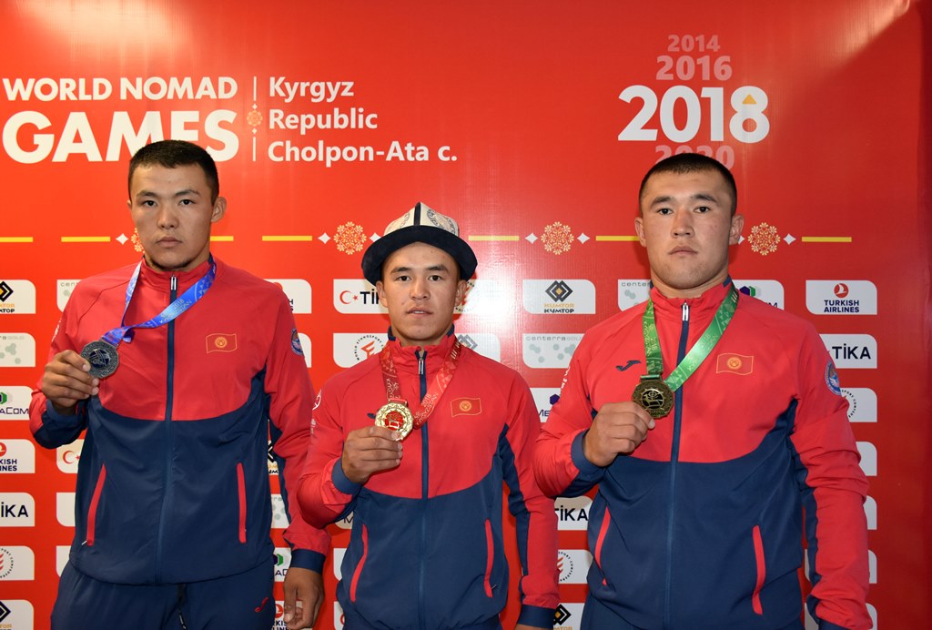 Kyrgyz wrestlers won three medals in the first competition day